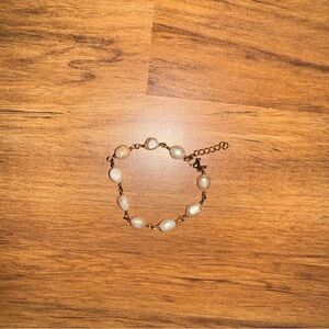 Elegant Pearl Bracelet